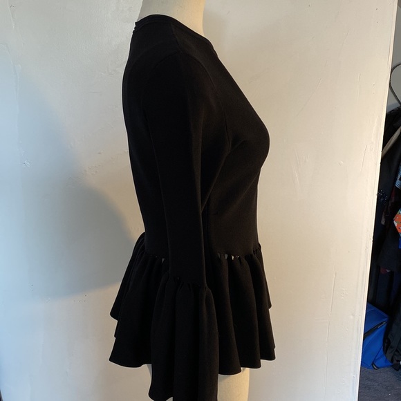 Ruffle cutout knit sweater - Picture 7 of 7